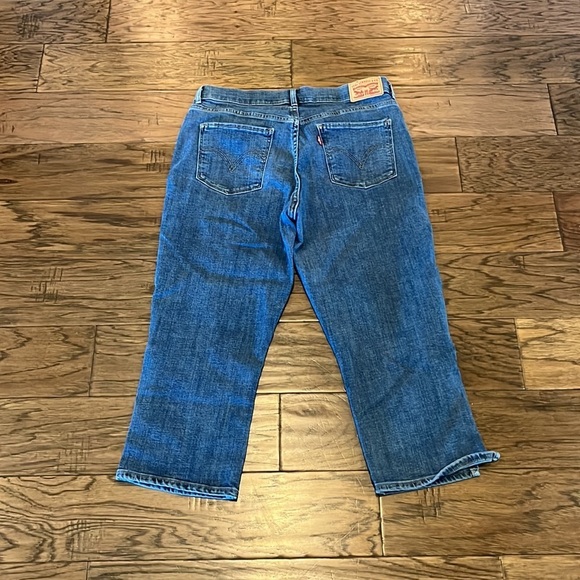 Levi’s Classic Capri Mid Rise Size 8 - Picture 2 of 16